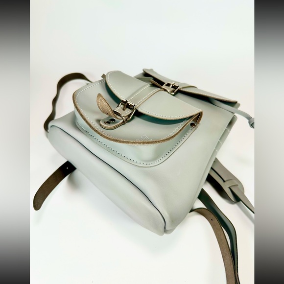 GRAFEA England Michelle Full Grain Utility Leather Baby Small Backpack in Grey - Picture 9 of 16